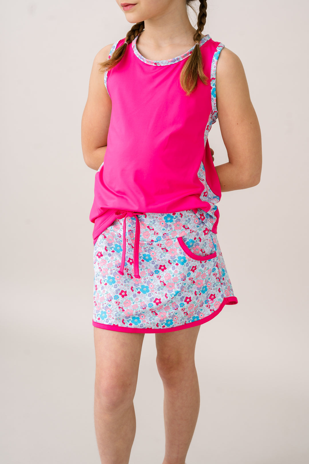 Tiffany Tennis Skort - Bloomberry Floral, Power Pink